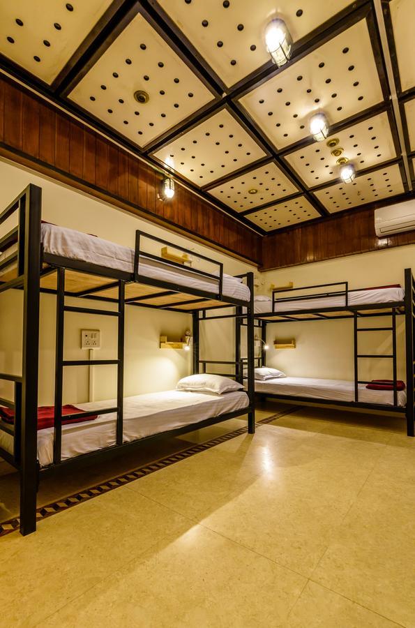 Basti - A Backpackers Hostel Bombaj Exteriér fotografie