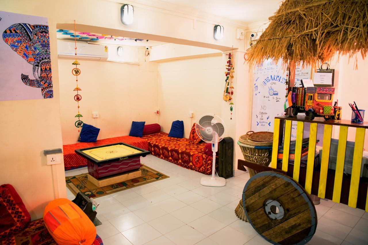 Basti - A Backpackers Hostel Bombaj Exteriér fotografie